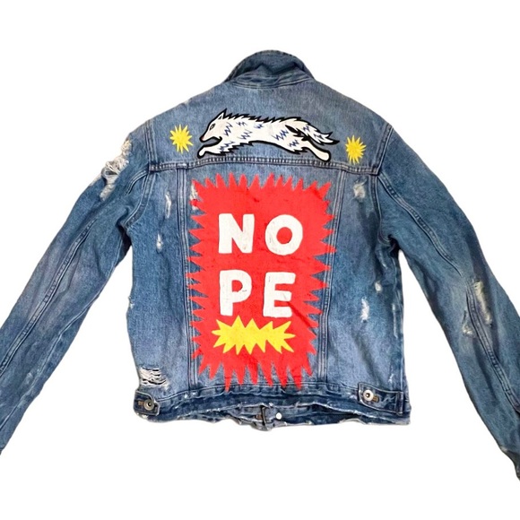 RARE ZARA Denim Jacket White Dog Unique Graffiti Art Painting Graphic Trafaluc M - Picture 7 of 10